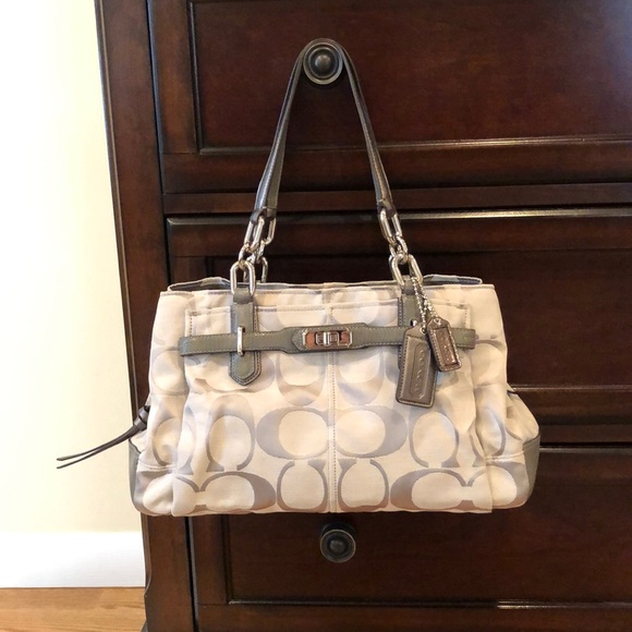 Coach Handbags - Like new! Coach signature canvas satchel